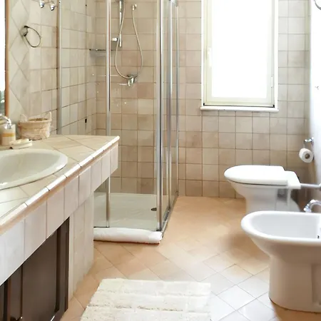 Spacious Apartment In Montallegro With Stunning Views Apartment *