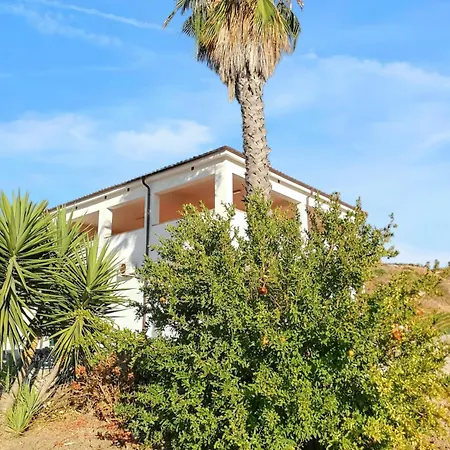 Spacious Apartment In Montallegro With Stunning Views * Montallegro